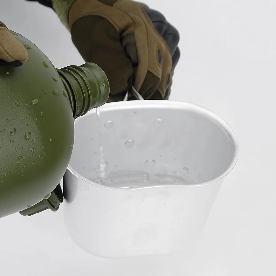 Тактична фляга в чохлі з підсклянником Mil-Tec US 900 мл. Олива