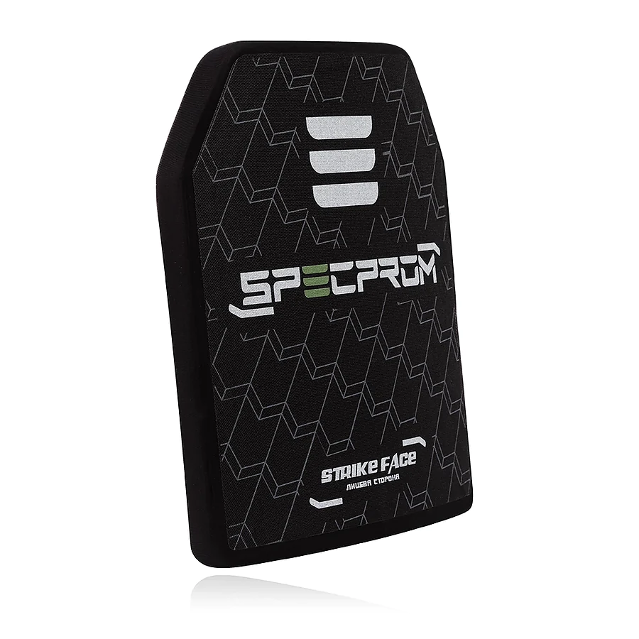 Поліетиленова бронеплита SPECPROM 3-го класу. Вага 1,7 кг. Розмір 26 на 33 см. Чорна