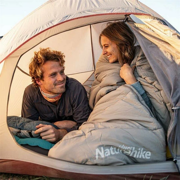 Спальний мішок з каптуром і мішком Naturehike M400 CNK2350WS023 правий. Зелений