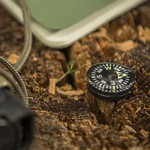 Компас Helikon Button Compass Large. Черный