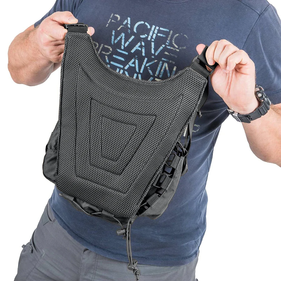 Тактическая боковая сумка Helikon EDC 11л. Черный