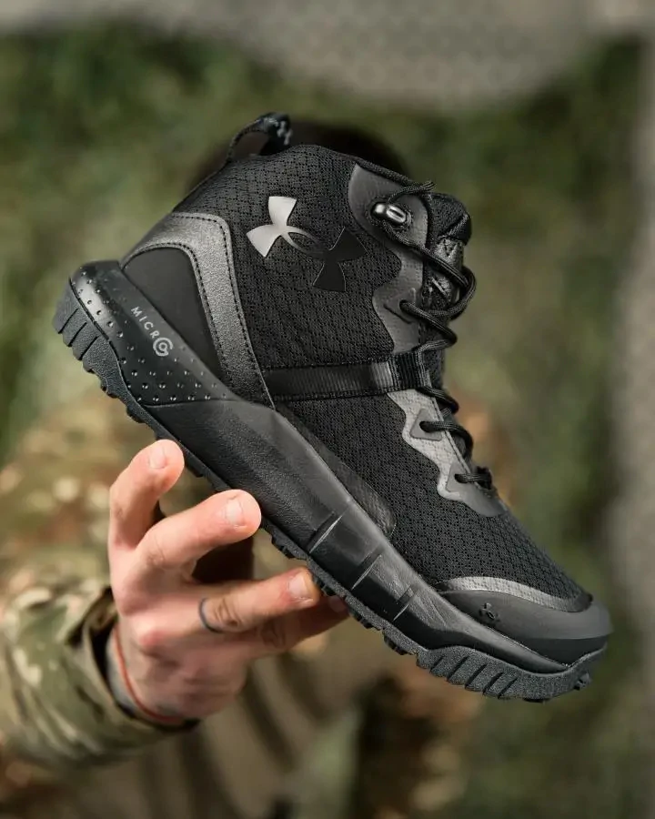 Кроссовки летние тактические Under Armor . Черный