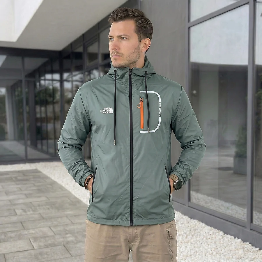 Куртка вітровка The North Face. Зелений