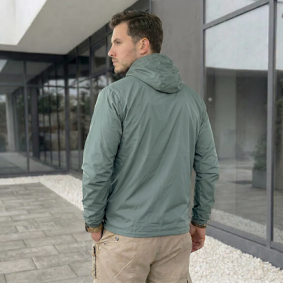 Куртка вітровка The North Face. Зелений