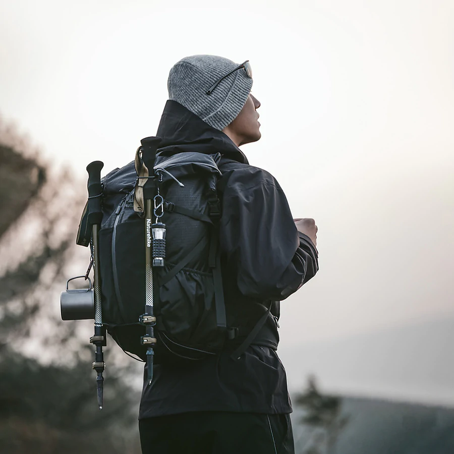 Рюкзак туристичний Naturehike CNK2300016, 30+5л, чорний