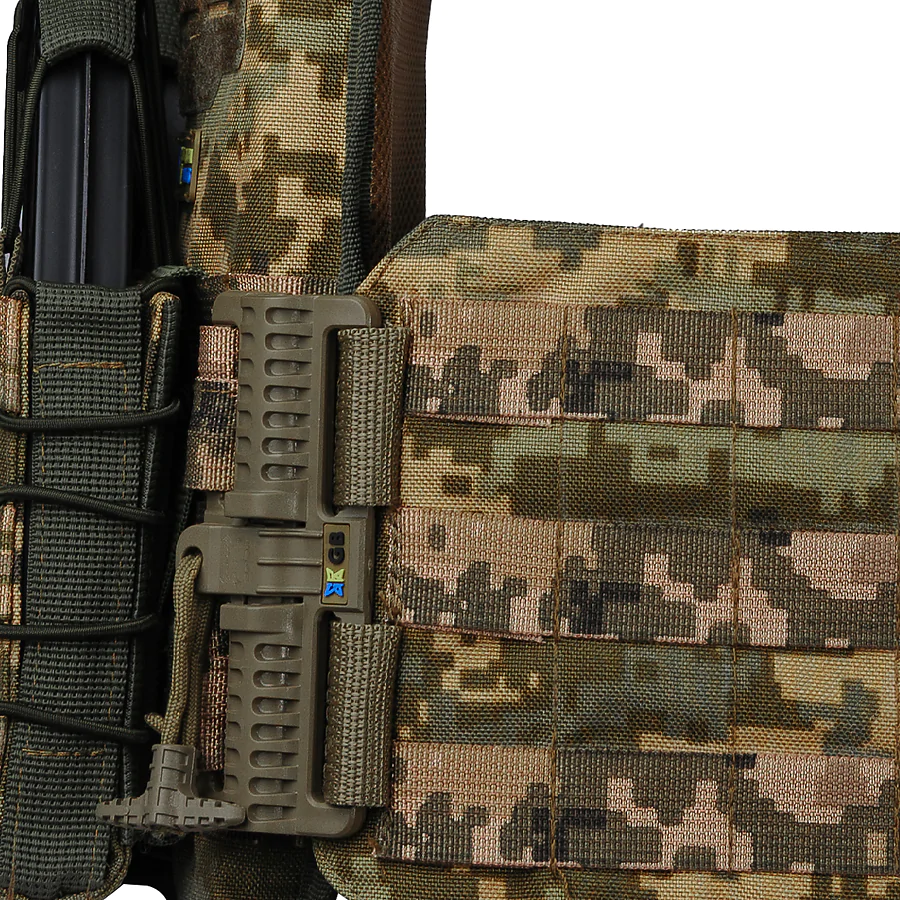 Плитоноска Ares gen.2. 3 подсумка АК. Пиксель ММ14