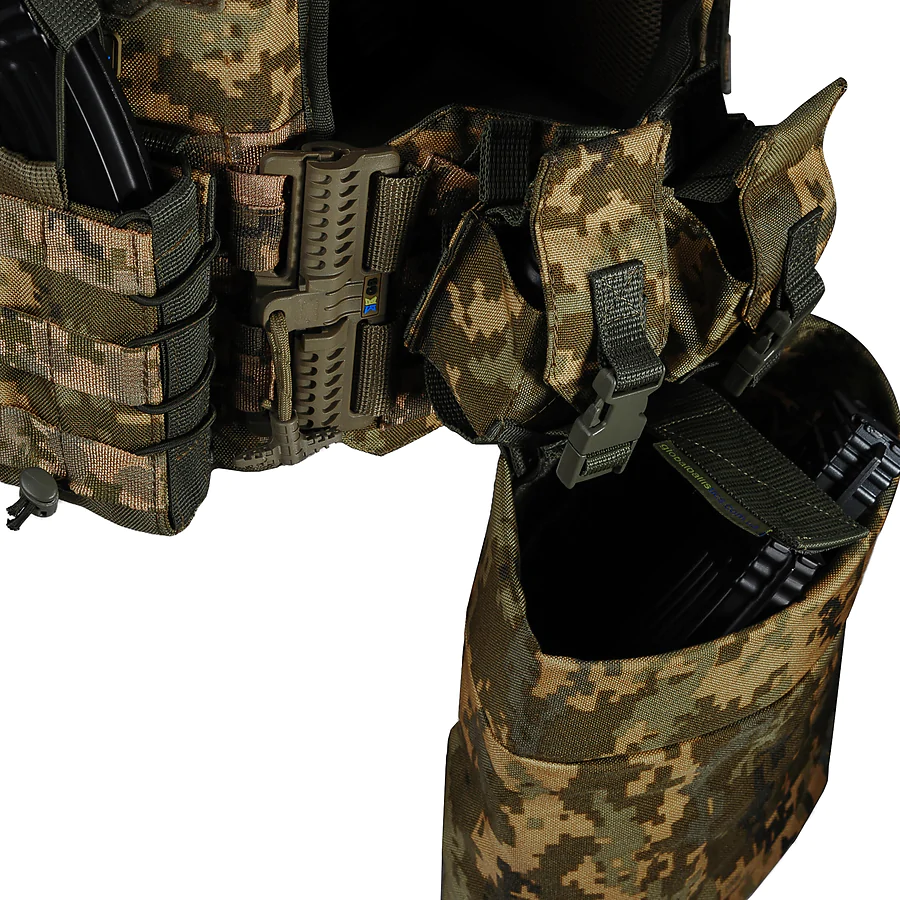 Плитоноска Ares gen.2 с подсумками. Пиксель