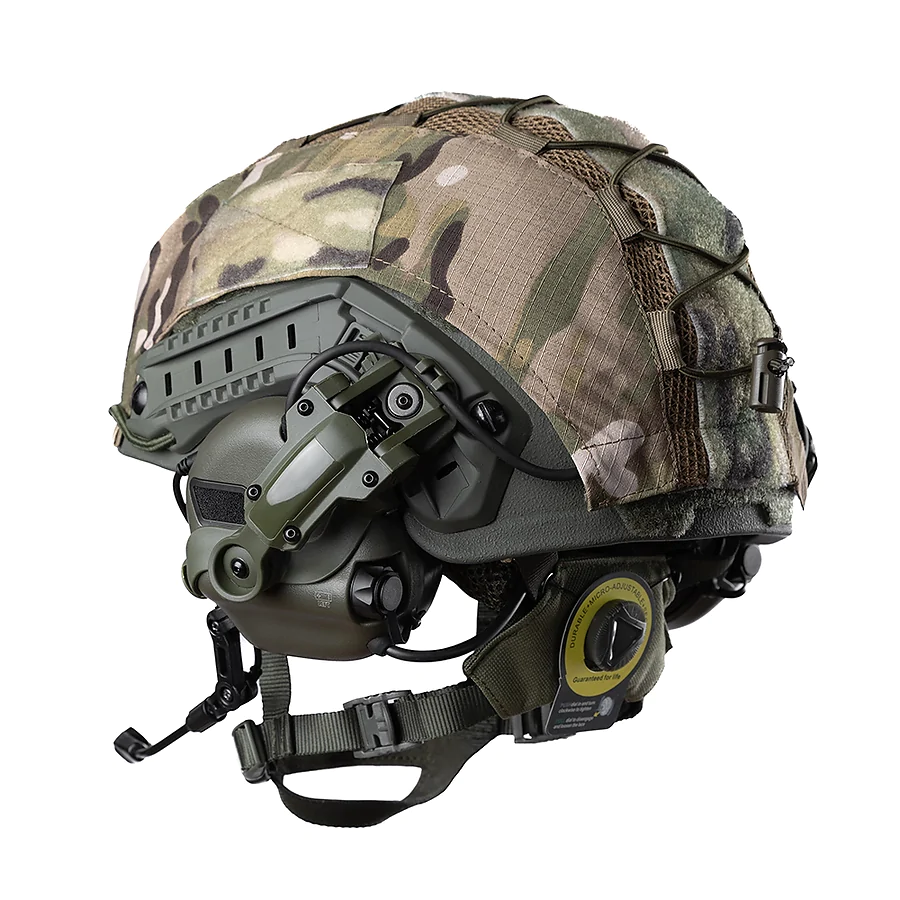 Баллистический бронешлем FAST SPECPROM в кавере с наушниками Earmor M32 (X). Олива