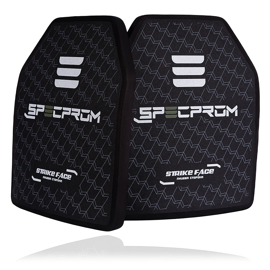 Поліетиленова бронеплита SPECPROM S-Line 3-го класу. Вага 1,58 кг. Розмір 26 на 33 см. Чорна.
