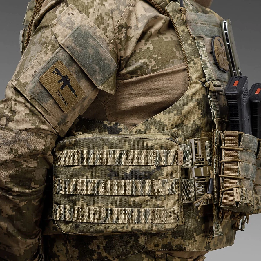 Бокові бронепластини НВМПЕ SPECPROM 3-го класу. Вага 0.62кг. Размер 21.5 на 16см. Піксель. 2шт