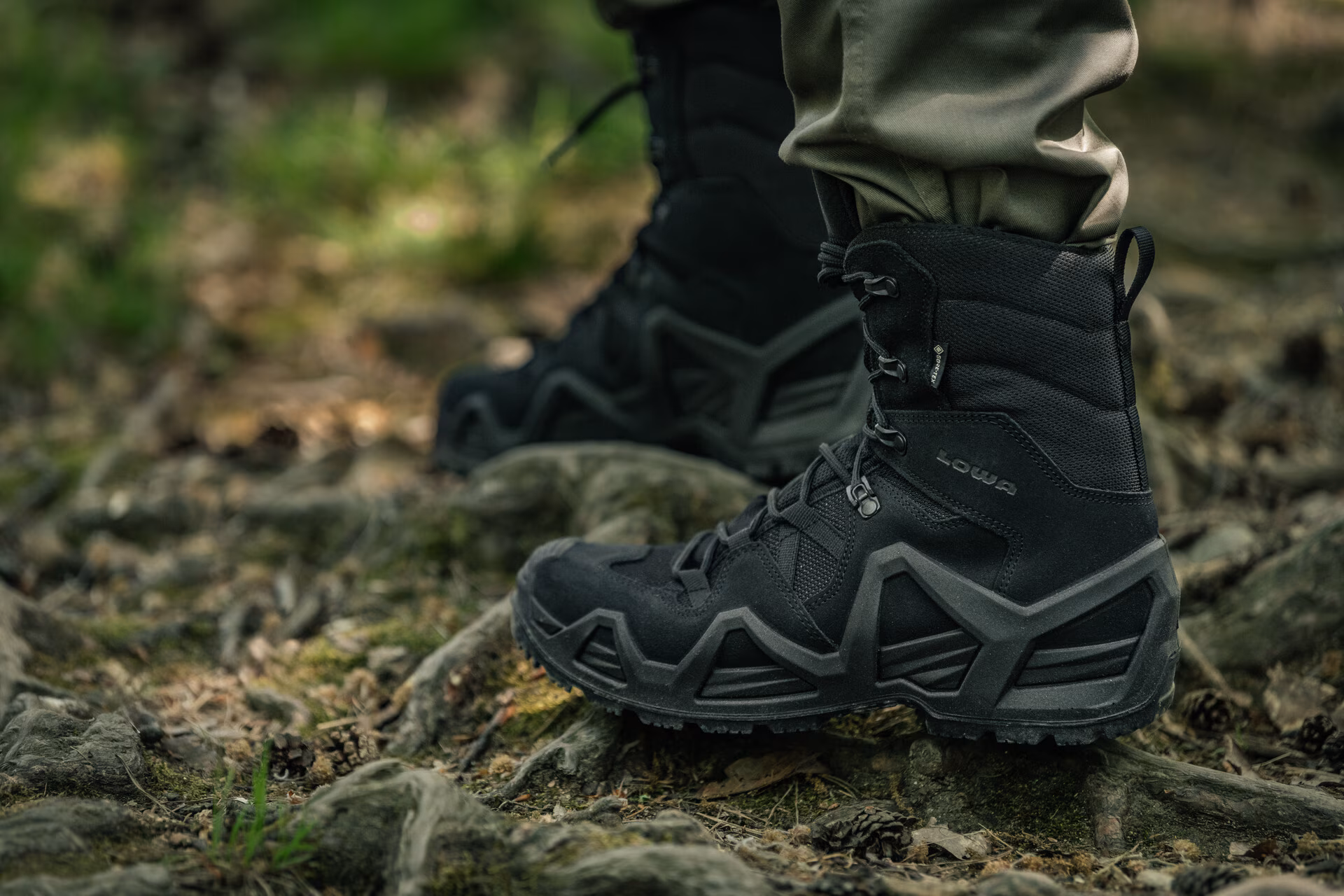 Тактические берцы Lowa Zephyr HI MK2 Gore-Tex® MID TF. Черный
